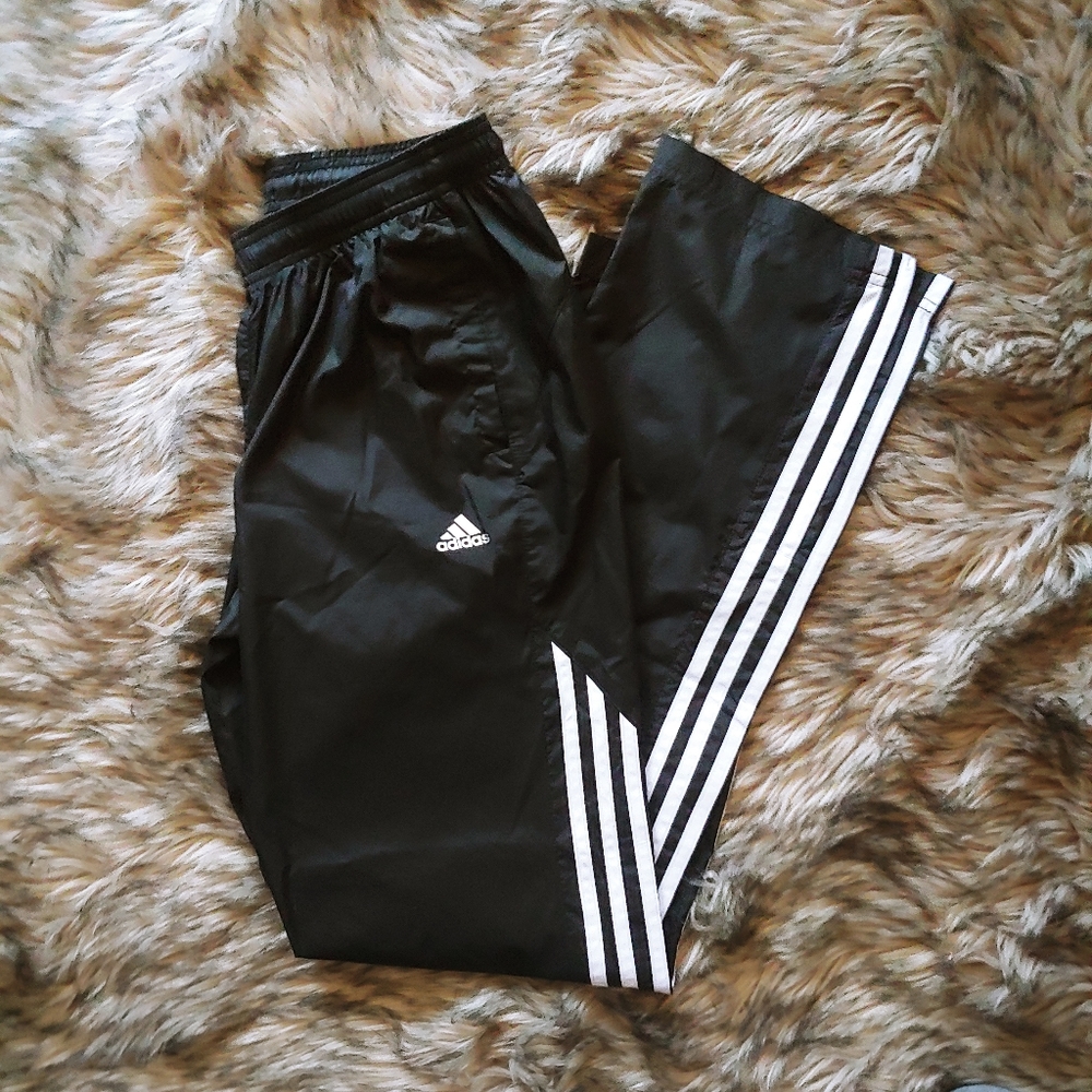 NWOT Adidas winderbreaker pants